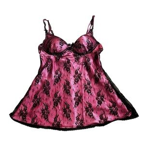 Sentiments 90s pink and black lace top, medium